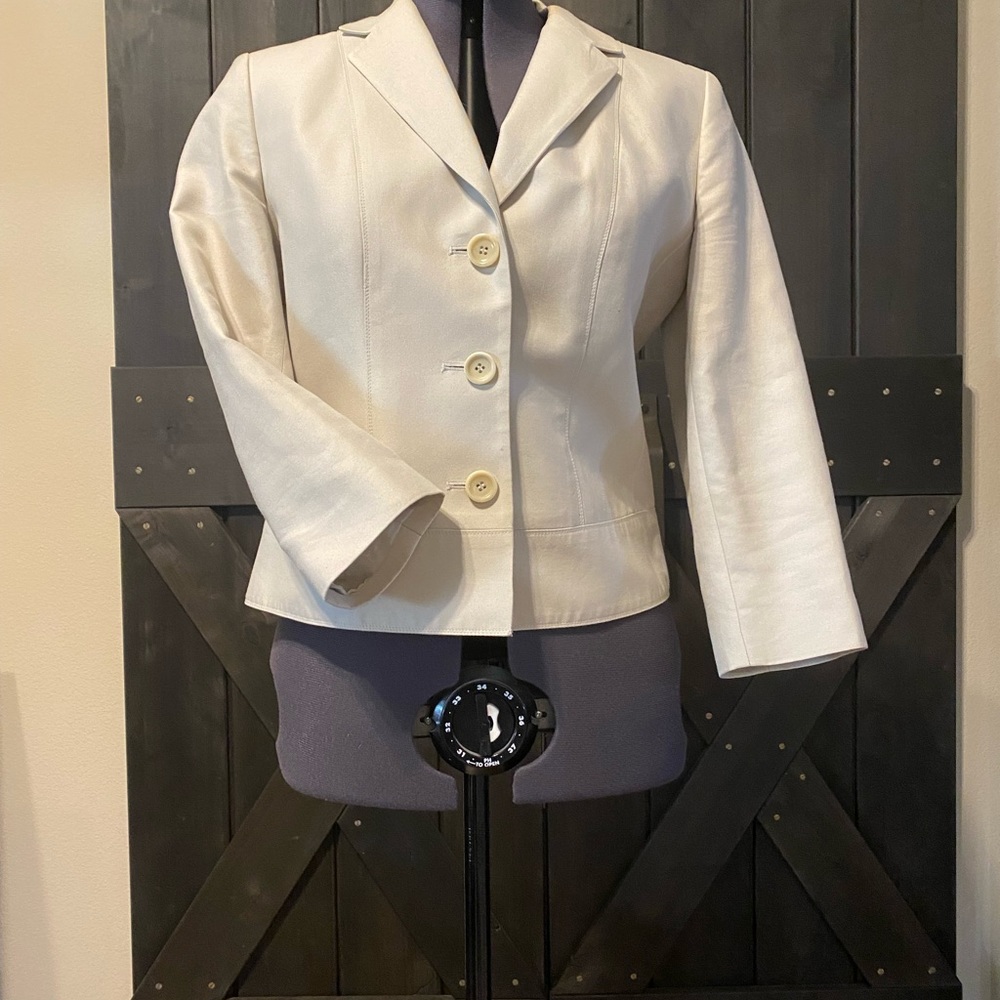 Cropped jacket - Picture 2 of 4
